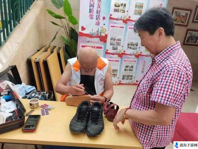 带玩具走路：感受别样新奇体验